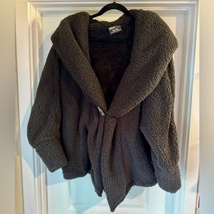 Pop flex Sherpa cocoon coat in black